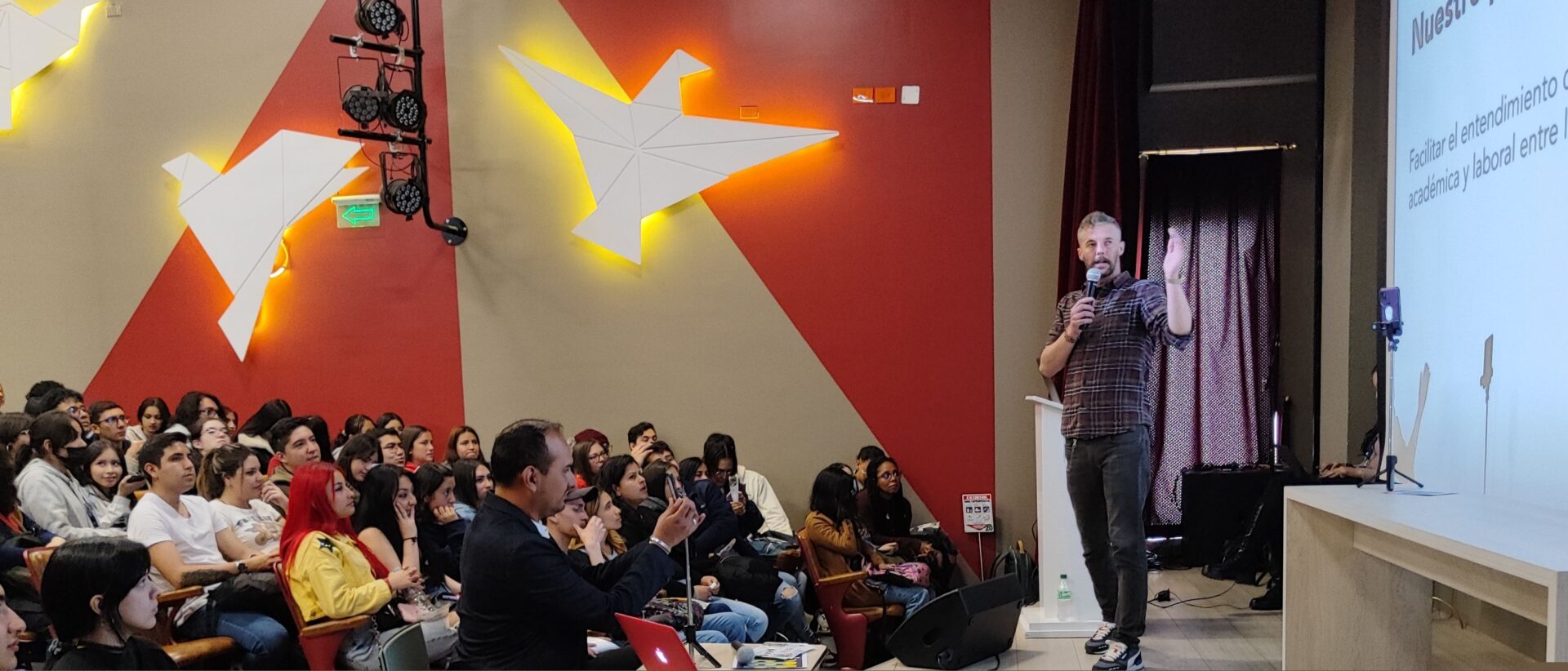 Reinventando el mundo: explorando nuevas oportunidades de internacionalización con empresas líderes