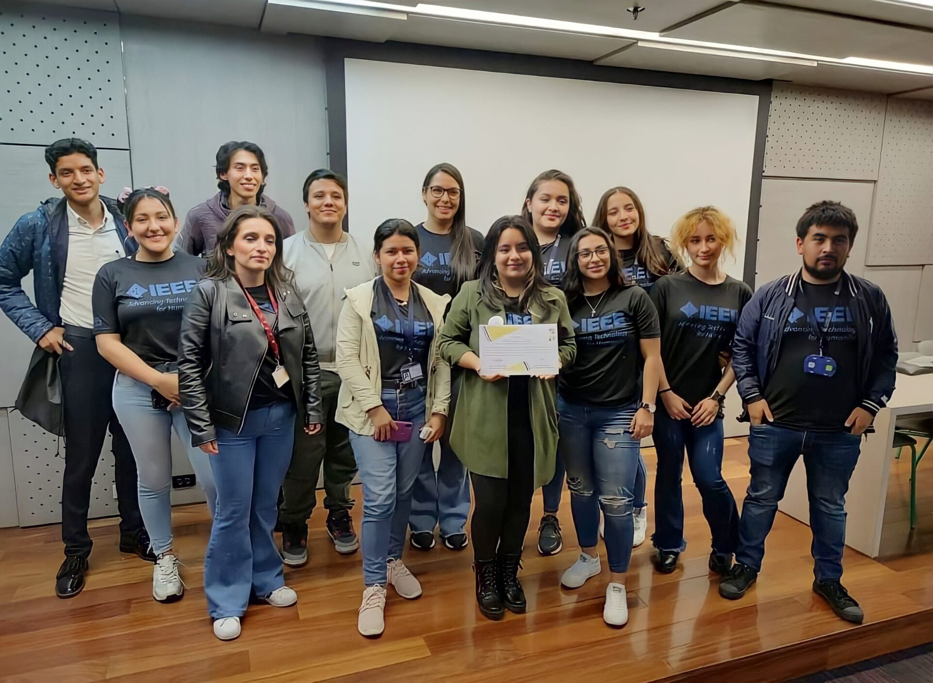 Mujeres en la Ingeniería: rompiendo barreras