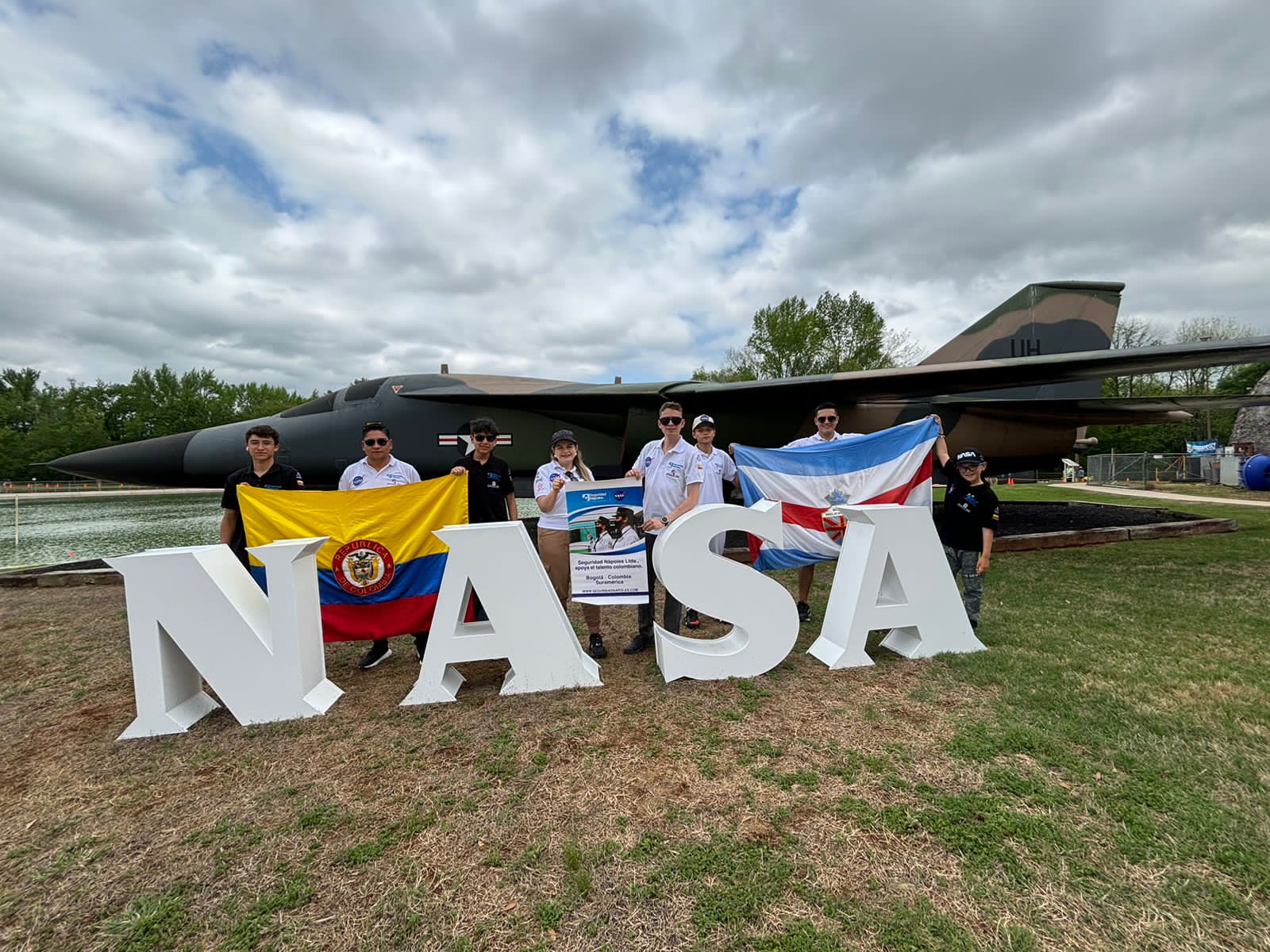 La Universidad ECCI se convierte en la primera delegación internacional en visitar las instalaciones de la NASA, en el Marshall Space Flight Center en la base militar redstone arsenal